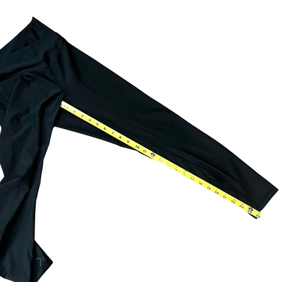 OFFLINE By Aerie Real Me High Waisted Crossover Leggings in Medium - Picture 4 of 5